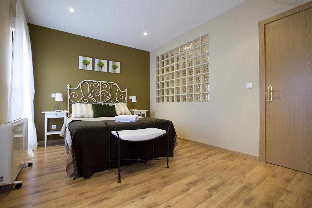 Apartamentos Apr Numancia Madrid Buitenkant foto