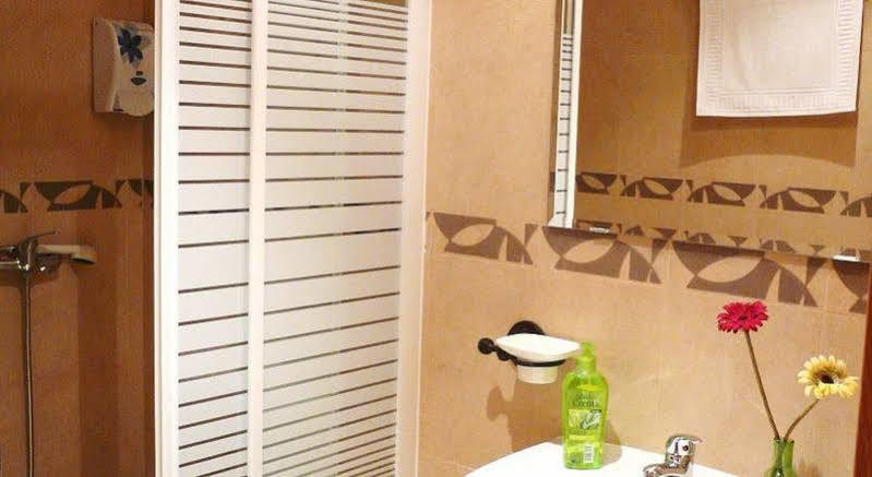 Apartamentos Apr Numancia Madrid Buitenkant foto