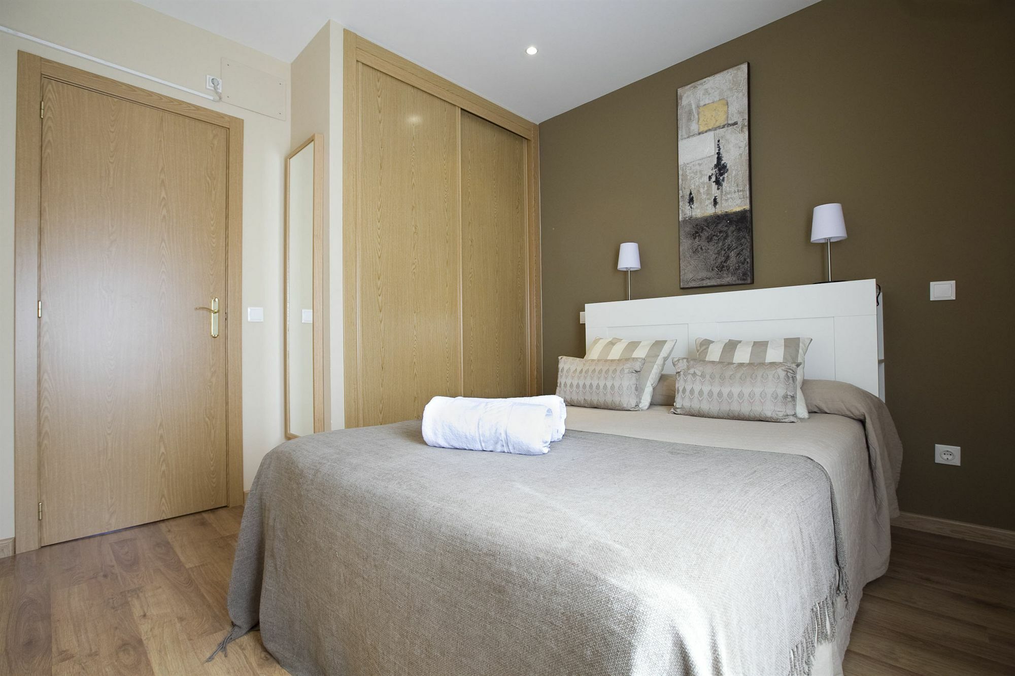 Apartamentos Apr Numancia Madrid Buitenkant foto