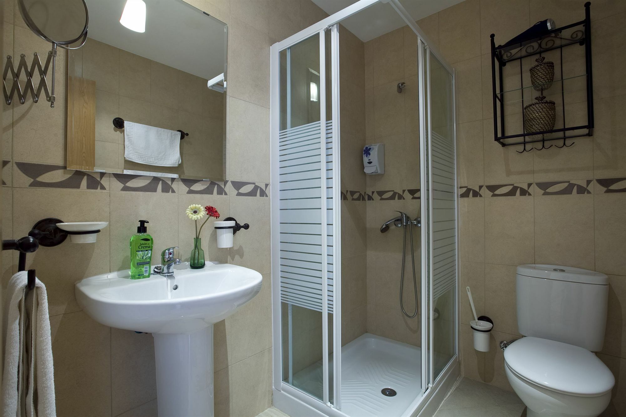 Apartamentos Apr Numancia Madrid Buitenkant foto